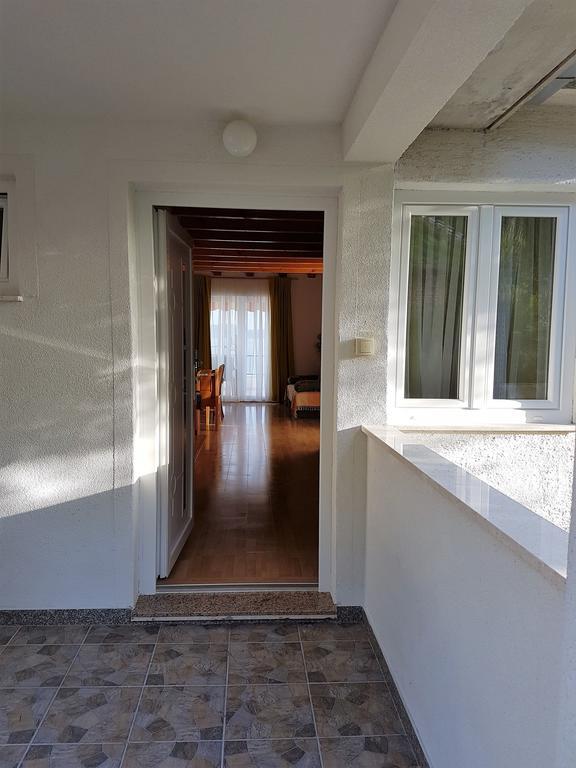 Apartmani Amila-Pisak Exteriér fotografie