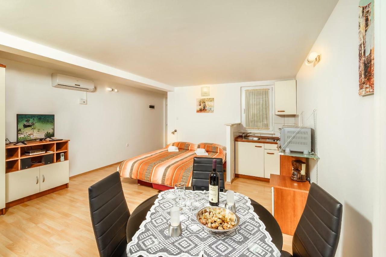 Apartmani Amila-Pisak Exteriér fotografie