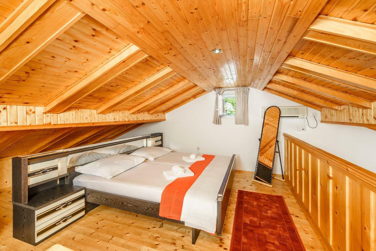 Apartmani Amila-Pisak Exteriér fotografie